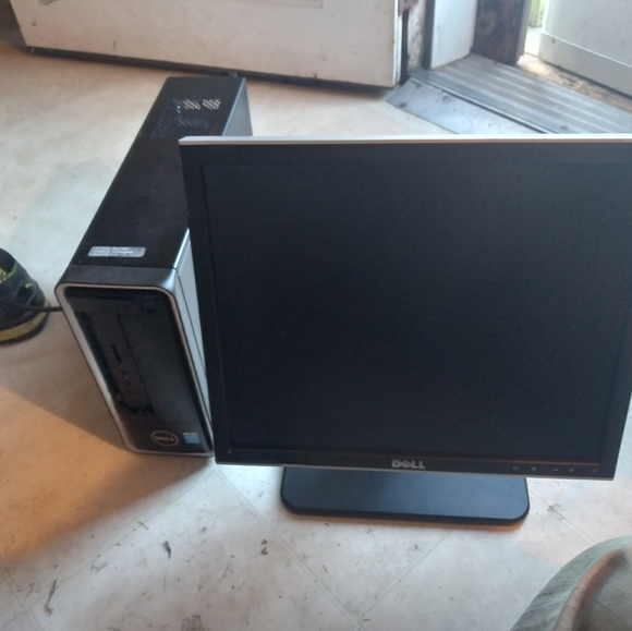 Dell computer - Picture 1 of 3